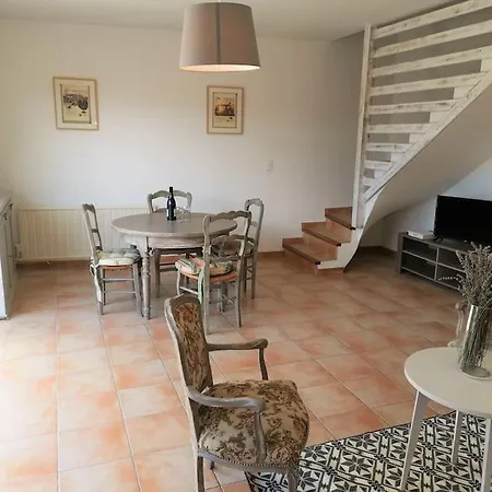 Holiday home Le Vieil Olivier 5 *