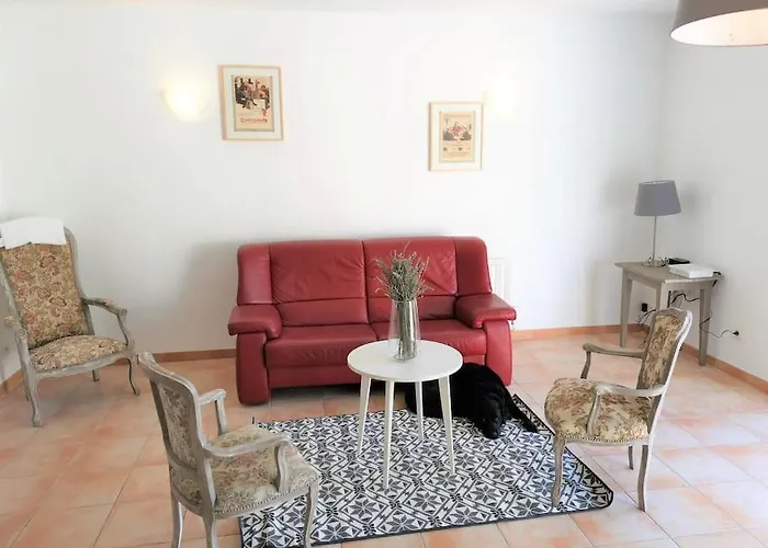 بيت للعطل Le Vieil Olivier 5 Cornillon